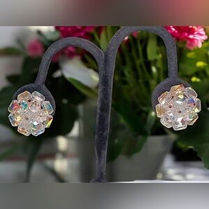 Vintage Aurora borealis crystal glass cluster clip 1" earrings.